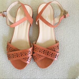 Brenda Zaro sandals